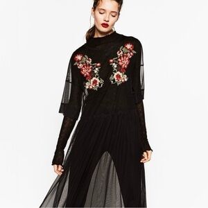 Zara sheer embroidery mesh dress
Size M